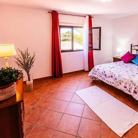 Semesterbostad Rosa De