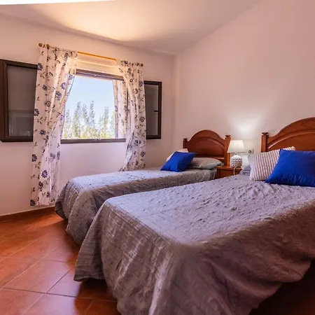 Semesterbostad Rosa De *